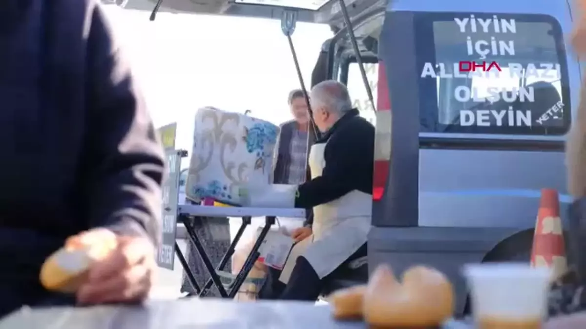 Konya’da Hayırsever Lokman Yıldız, 7 Yıldır Ücretsiz Çorba ve Limonata Dağıtıyor